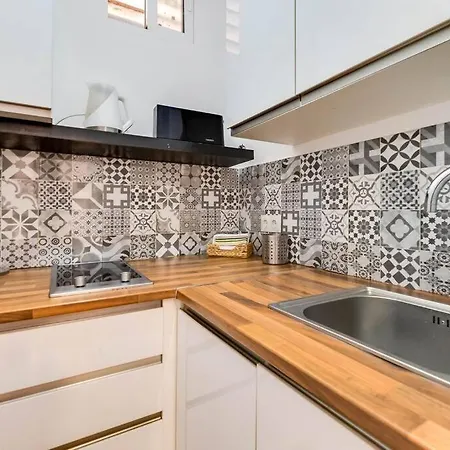 Lxr Neptuno Renovated And Pool