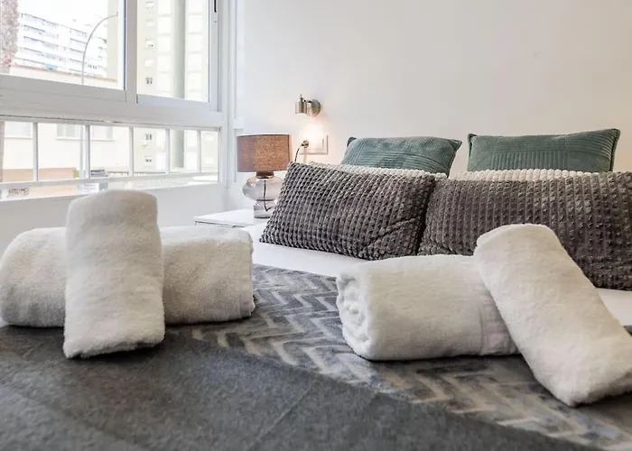 Apartment Lxr Neptuno Renovated And Pool Torremolinos