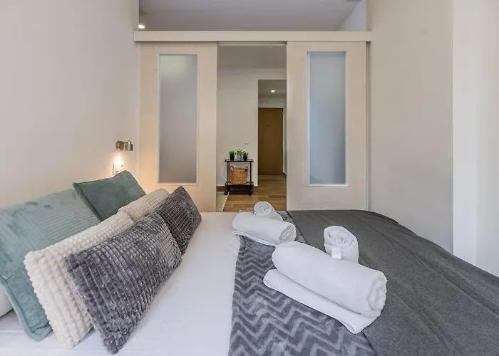 Apartment Lxr Neptuno Renovated And Pool Torremolinos