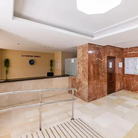 Lxr Neptuno Renovated And Pool Торремолінос